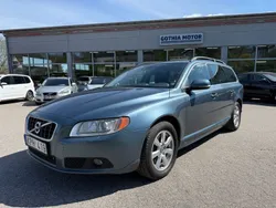 Blå (blå metallic) Begagnad 2012 Volvo V70 Momentum Kombi | 99 900 kr (Marknadspris)