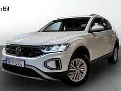 Vit Begagnad 2022 VW T-Roc Life SUV | 254 900 kr (Marknadspris)