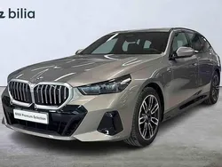 Grå Begagnad 2024 BMW 530e Shadowline Kombi | 679 900 kr (Bra pris)