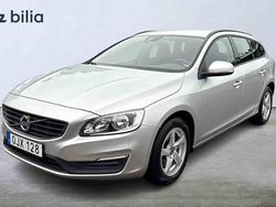 Silver Begagnad 2017 Volvo V60 Kombi | 199 900 kr