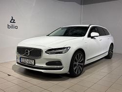 Vit Begagnad 2021 Volvo V90 Inscription Kombi | 329 900 kr (Marknadspris)