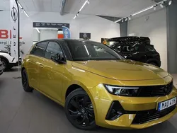 Gul Begagnad 2022 Opel Astra GS Line Halvkombi | 249 900 kr (Marknadspris)