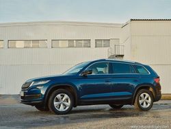 Blå samma som bilen Begagnad 2018 Skoda Kodiaq Business Line SUV | 239 900 kr (Bra pris)