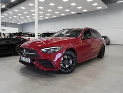 Röd Begagnad 2023 Mercedes C300e AMG Kombi | 479 900 kr (Lite dyr)