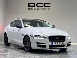 Vit Begagnad 2017 Jaguar XE Sedan | 159 900 kr (Marknadspris)