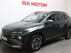 Grön Begagnad 2025 Hyundai Tucson Essential SUV | 389 900 kr (Marknadspris)