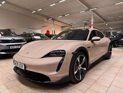 Begagnad 2022 Porsche Taycan Cross Turismo Kombi | 739 000 kr