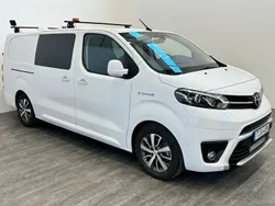 Vit Begagnad 2023 Toyota Proace Van | 469 000 kr (Dyr)