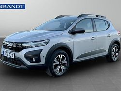 Grå Begagnad 2023 Dacia Sandero Expression SUV | 169 900 kr (Marknadspris)
