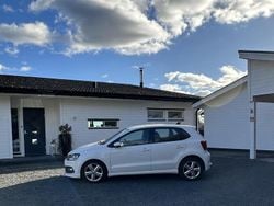 Vit Begagnad 2014 VW Polo R-line Halvkombi | 98 000 kr (Marknadspris)