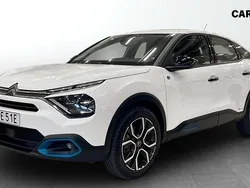 Vit (white) Begagnad 2022 Citroën e-C4 Feel Halvkombi | 179 900 kr (Marknadspris)