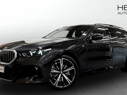 Grå (grey) Begagnad 2025 BMW 530e Shadowline Kombi | 638 700 kr (Bra pris)