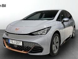 Ljusgrå (vapor grey) Begagnad 2023 Cupra Born Halvkombi | 259 900 kr (Marknadspris)