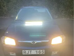 Blå Begagnad 2000 Mazda 3 Active Halvkombi | 16 500 kr