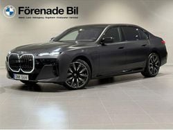 Grå Begagnad 2023 BMW M760e Executive Sedan | 1 199 000 kr