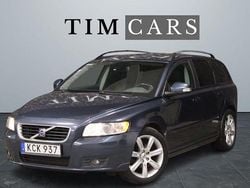 Blå Begagnad 2009 Volvo V50 Momentum Kombi | 39 999 kr (Marknadspris)