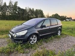 Grå Begagnad 2006 Ford S-MAX S Minibuss | 10 000 kr