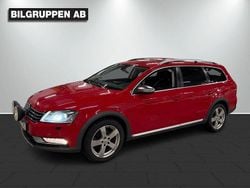 Röd Begagnad 2015 VW Passat Alltrack Kombi | 119 900 kr (Superpris)
