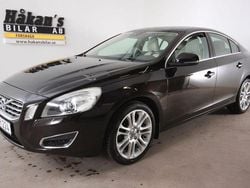 Svart Begagnad 2012 Volvo S60 Summum Sedan | 119 500 kr (Bra pris)