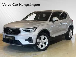 Silver Begagnad 2023 Volvo XC40 Core SUV | 339 900 kr (Bra pris)