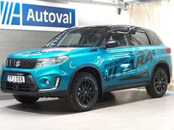 Blå (atlantis turquoise ) Begagnad 2024 Suzuki Vitara SUV | 349 700 kr (Dyr)