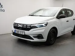 Vit Begagnad 2023 Dacia Sandero Essentiel Halvkombi | 149 900 kr (Marknadspris)