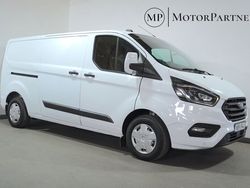 Vit Begagnad 2021 Ford Transit Custom Van | 189 900 kr