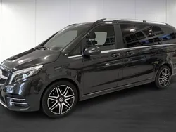 Mörkgrå (grey) Begagnad 2022 Mercedes V300 AMG Minibuss | 689 900 kr (Bra pris)