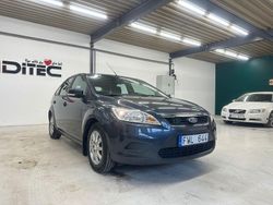 Grå Begagnad 2008 Ford Focus Trend Halvkombi | 42 500 kr (Lite dyr)