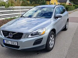 Silver Begagnad 2011 Volvo XC60 Momentum SUV | 109 000 kr (Marknadspris)