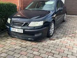 Svart Begagnad 2003 Saab 9-3 Aero Sedan | 13 500 kr (Dyr)