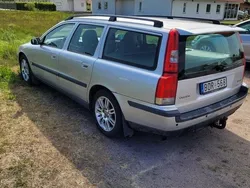 Silver Begagnad 2004 Volvo V70 Kombi | 27 000 kr (Marknadspris)