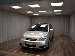 Silver Begagnad 2006 Toyota Corolla Halvkombi | 79 900 kr (Dyr)