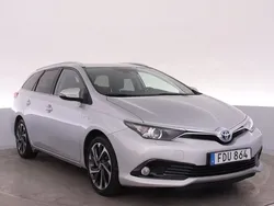 Silver Begagnad 2016 Toyota Auris Hybrid Kombi | 149 000 kr (Marknadspris)