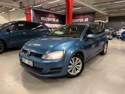 Blå metallic Begagnad 2013 VW Golf VII Halvkombi | 74 900 kr (Marknadspris)
