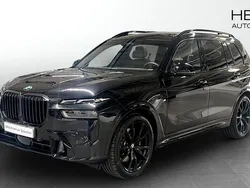 Svart (black) Begagnad 2024 BMW X7 Shadowline SUV | 1 149 000 kr