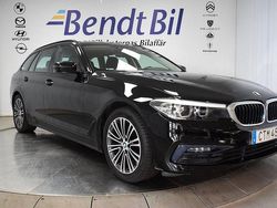 Svart Begagnad 2019 BMW 520 Sport Line Kombi | 269 500 kr (Marknadspris)