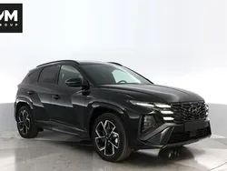 Svart (abyss black pearl) Ny 2025 Hyundai Tucson N Line SUV | 533 800 kr (Dyr)