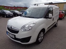Vit Begagnad 2018 Opel Combo Minibuss | 59 900 kr (Marknadspris)