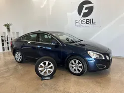 Blå Begagnad 2013 Volvo S60 Sedan | 129 900 kr (Marknadspris)