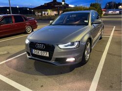 Grå Begagnad 2015 Audi A4 Sport Kombi | 110 000 kr (Marknadspris)