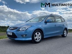 Ljusblå (blå) Begagnad 2011 Hyundai i30 Kombi | 39 900 kr (Marknadspris)