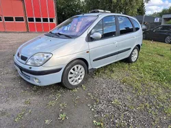 Grå Begagnad 2002 Renault Scénic Expression Minibuss | 24 900 kr