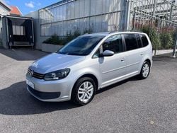 Silver Begagnad 2012 VW Touran Minibuss | 79 900 kr (Marknadspris)