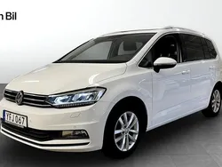 Vit (pure white) Begagnad 2016 VW Touran Minibuss | 259 900 kr (Marknadspris)