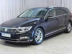 Svart Begagnad 2017 VW Passat R-line Kombi | 149 900 kr (Lite dyr)