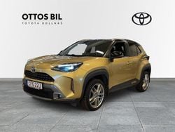 Gul Begagnad 2021 Toyota Yaris Hybrid SUV | 284 000 kr (Dyr)