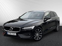 Svart Begagnad 2021 Volvo V60 Momentum Kombi | 239 900 kr (Bra pris)