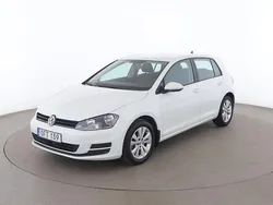 Vit Begagnad 2016 VW Golf VII Halvkombi | 113 000 kr (Marknadspris)