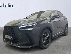 Grå Begagnad 2023 Lexus NX350h Luxury Line SUV | 579 900 kr (Marknadspris)